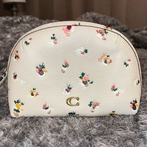 Coach Julienne Cosmetic Case 17 With Paint Dab Floral Print